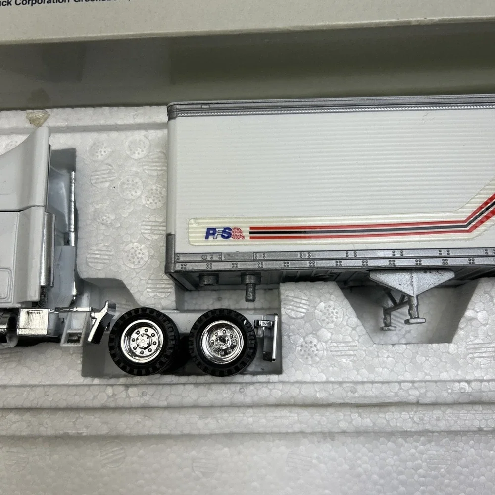 Tonkin whitegmc aero